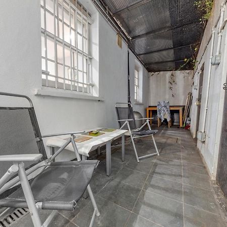 Elegant And Chic 2-Bedroom Basement Apartment In Paddington Λονδίνο Εξωτερικό φωτογραφία
