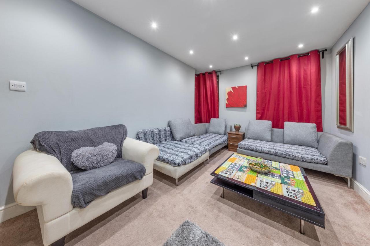Elegant And Chic 2-Bedroom Basement Apartment In Paddington Λονδίνο Εξωτερικό φωτογραφία